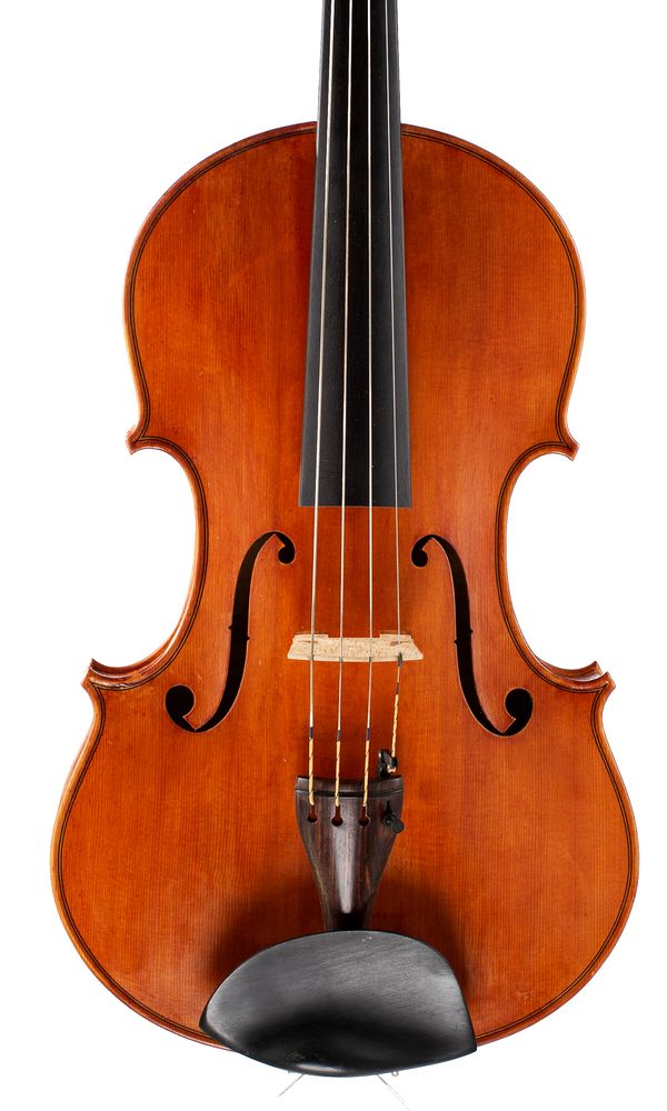 A viola, 20th Century