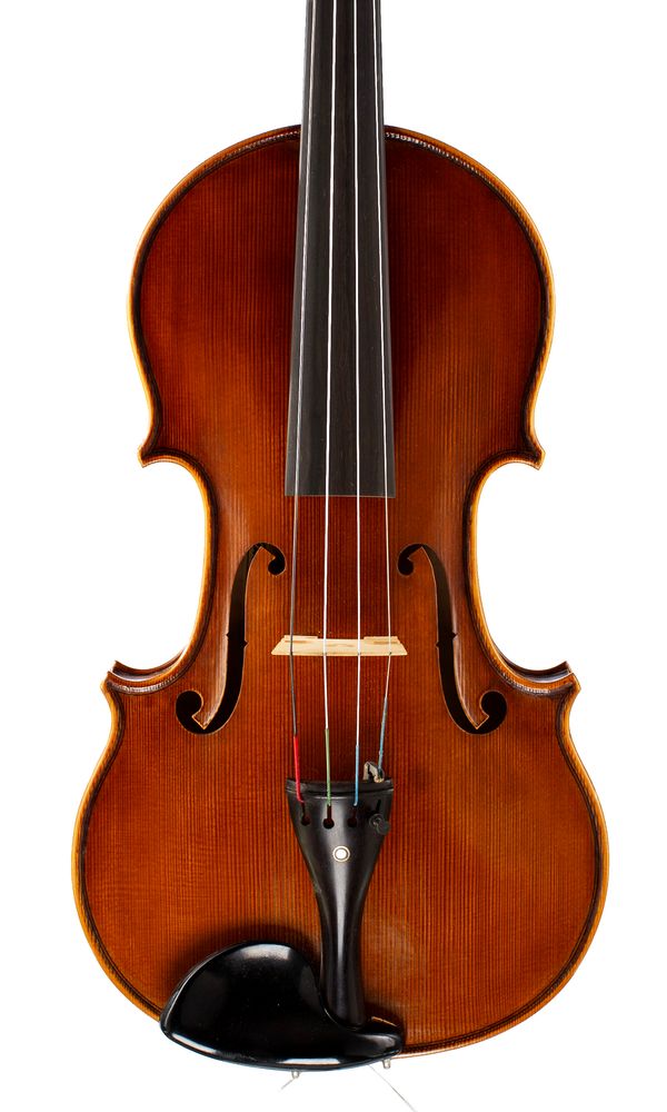 A viola, labelled Günther Reuter