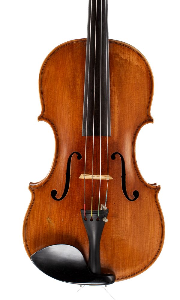 A viola, 20th Century