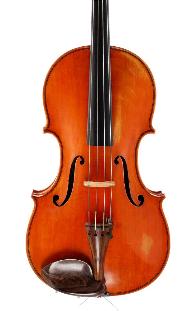 A viola, 20th Century