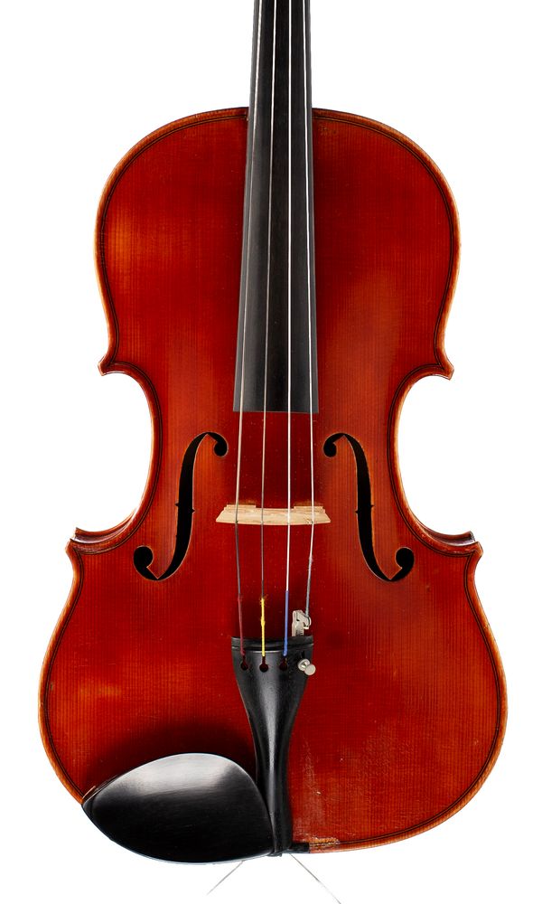 A viola, 20th Century