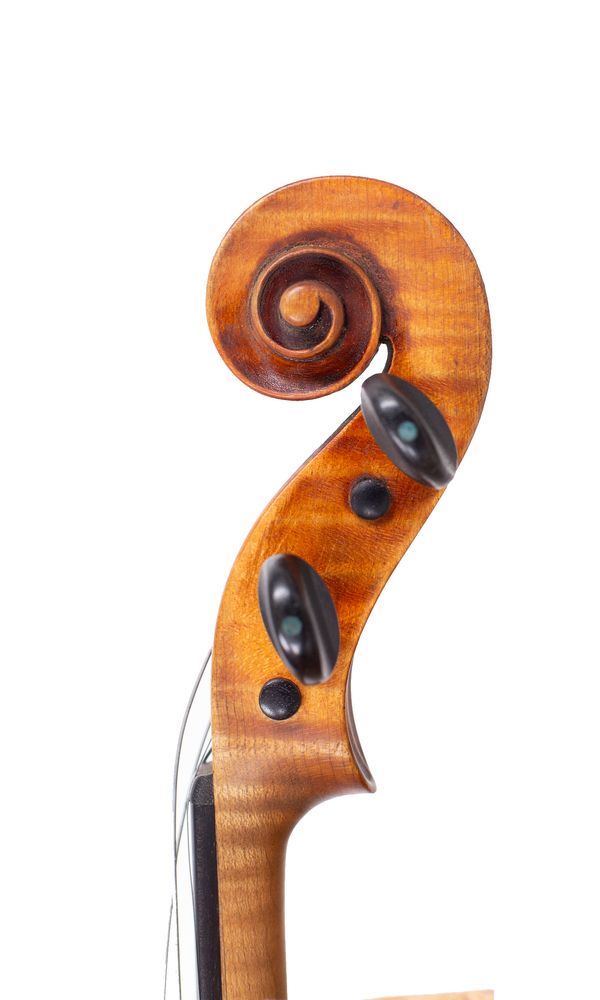 A violin by Franz Joseph Koch, Dresden, 1928 - scroll