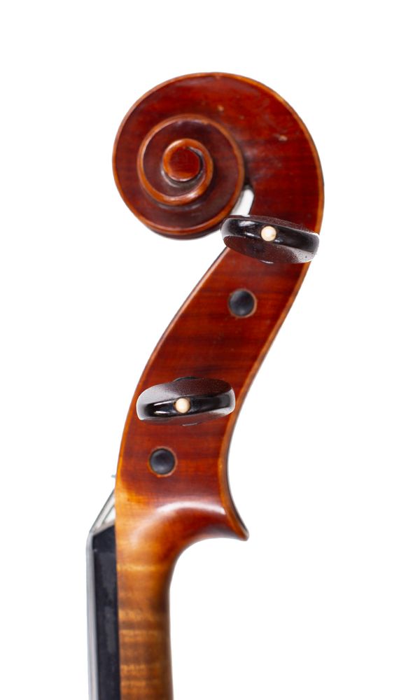A viola by Lawrence Cocker, Derby, 1953 - scroll