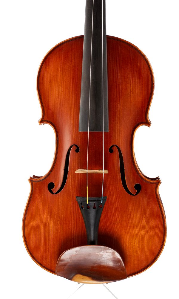 A viola, labelled Giovanni Cavani