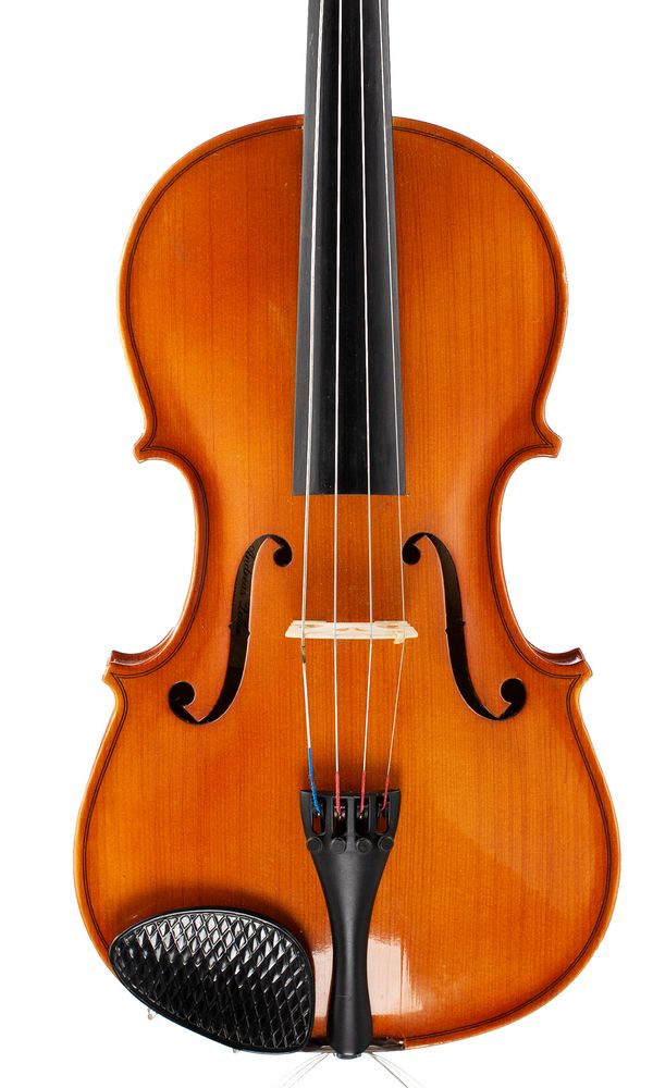 A viola, labelled Andreas Zeller