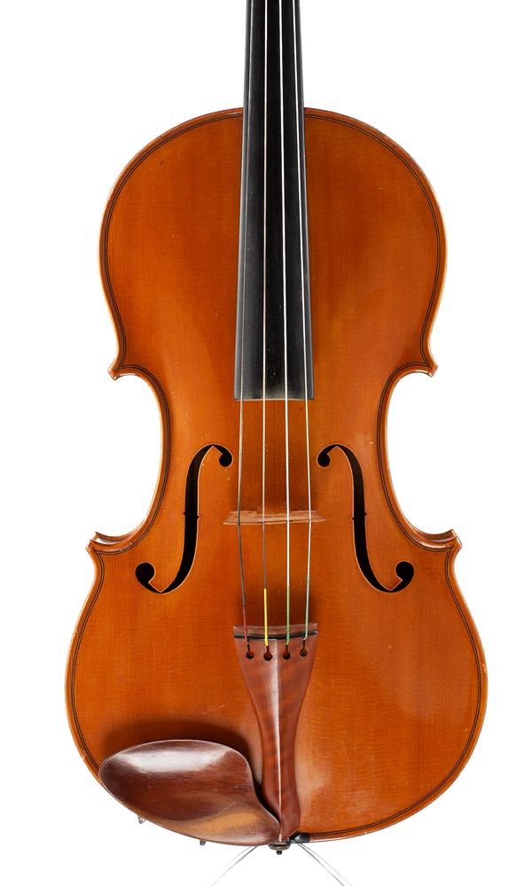 A viola by Harry Dobbs, Peopleton, 1975