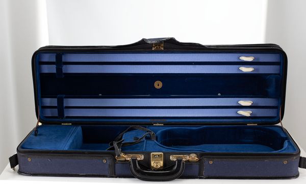 A violin case, branded Gordge