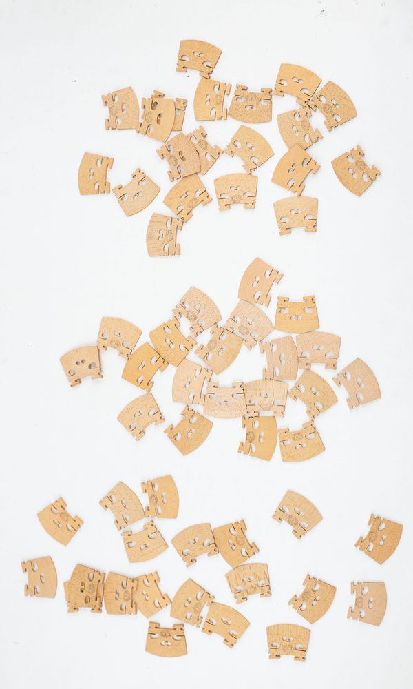 One-hundred and twenty violin bridges (40mm)