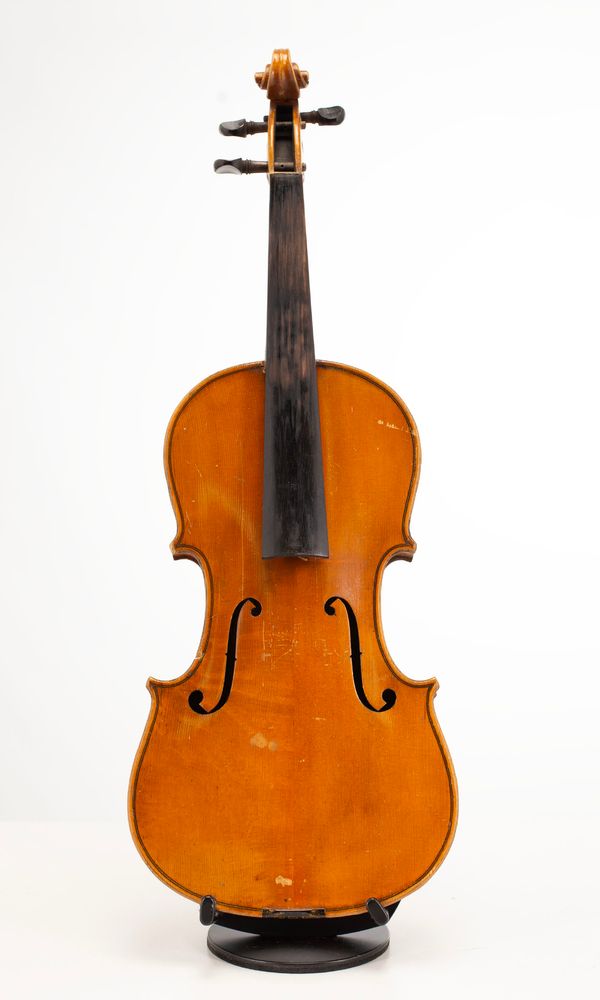 Two violins, varying sizes