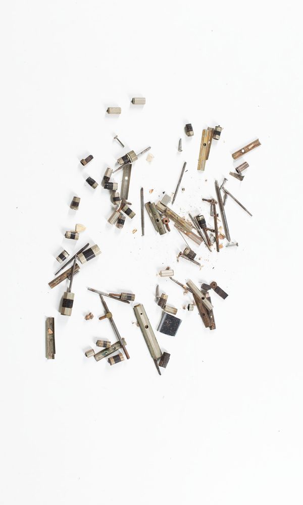 A bundle of various bow parts