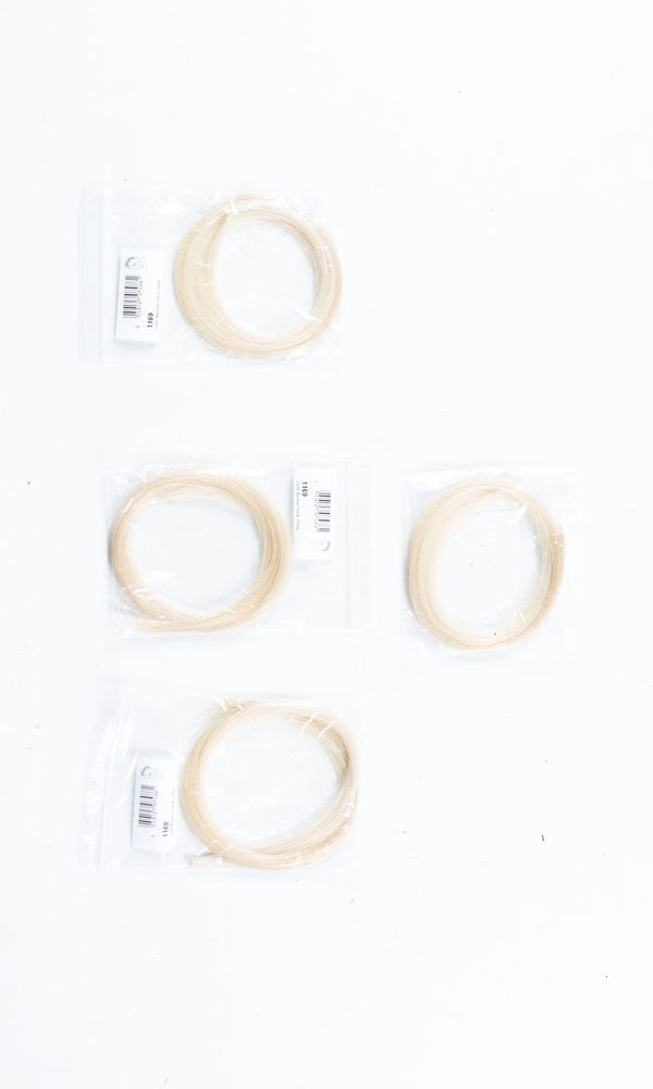 Four small bow hair bundles