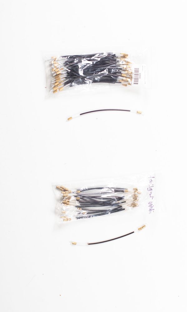 A bundle of violin / viola / cello tail guts - Photo 2