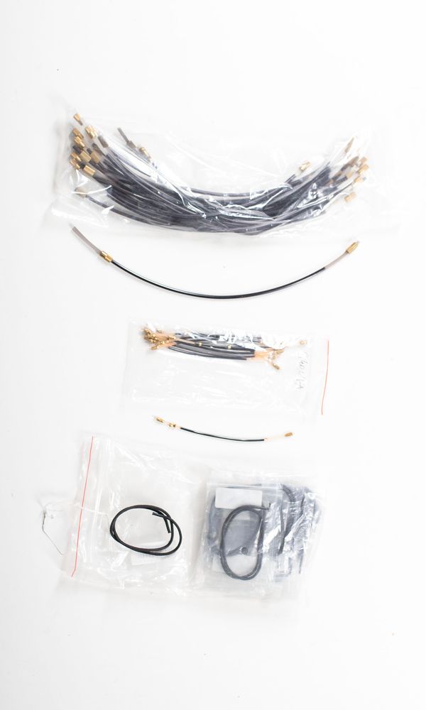 A bundle of violin / viola / cello tail guts