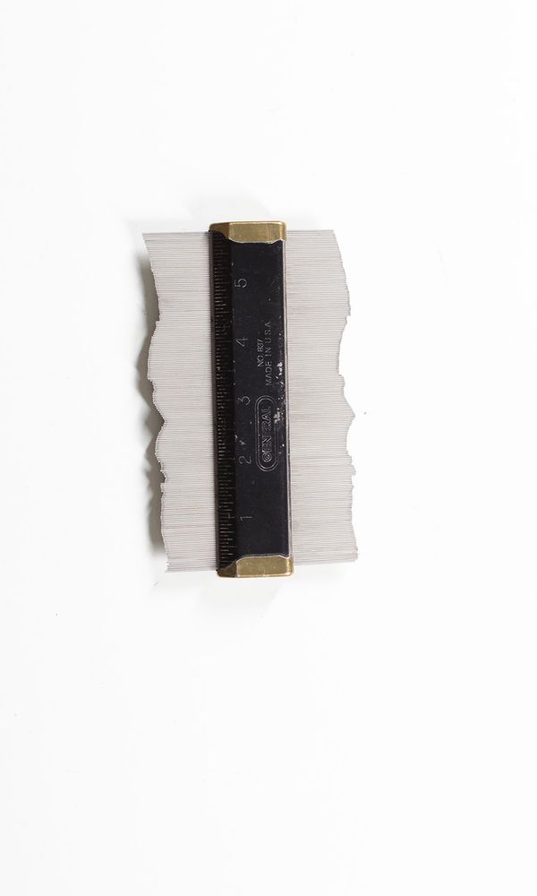 A contour gauge