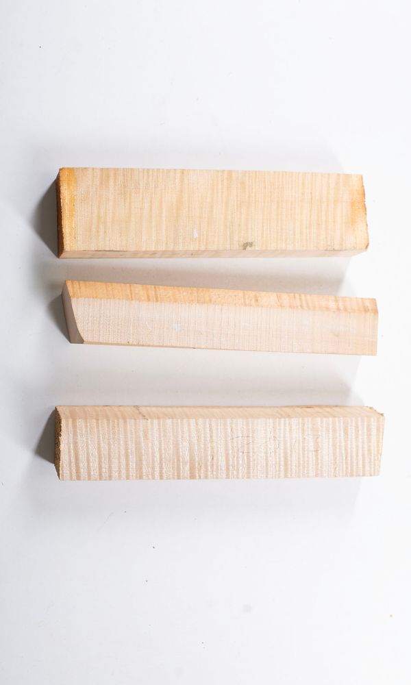 Ten maple neck/scroll blanks - Photo 2