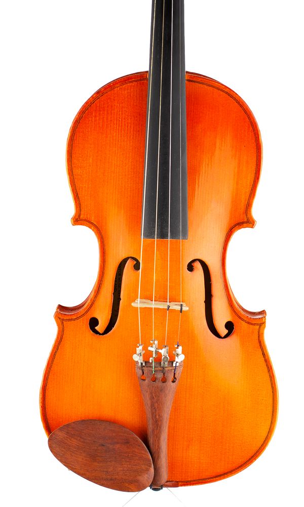 A violin, labelled Stentor