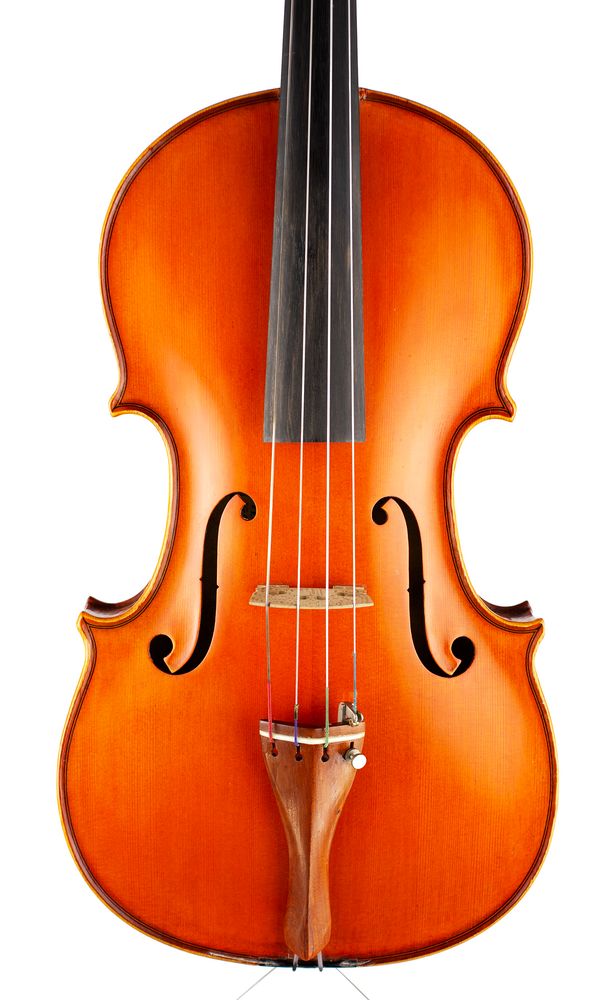 A viola, labelled Franco Barozzi