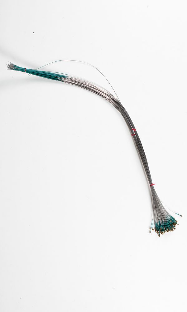 One-hundred and two violin D strings