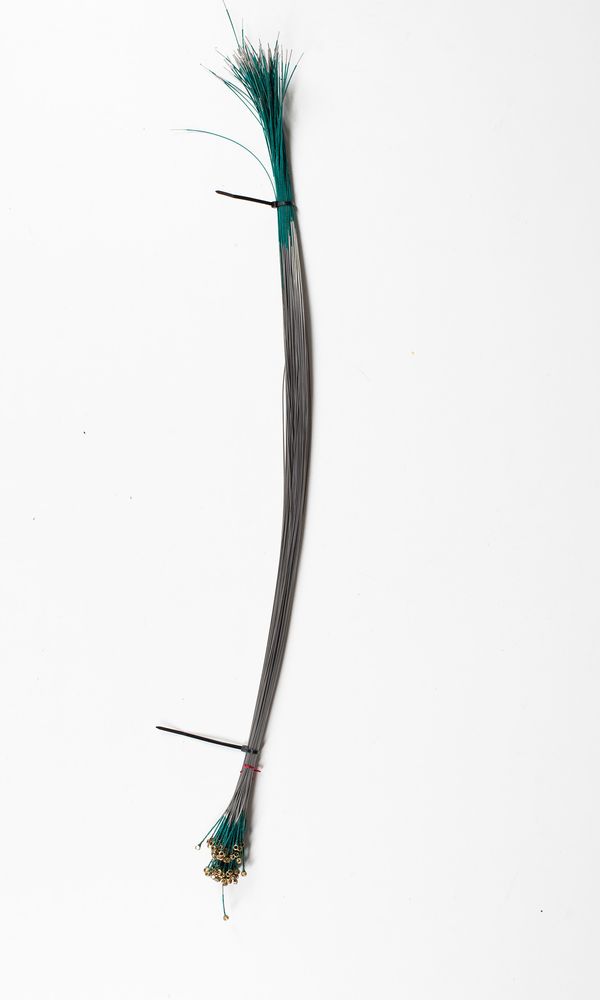 One-hundred and four violin G strings