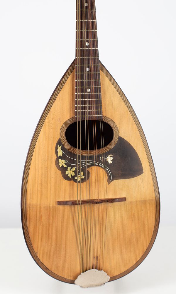 A mandolin, unlabelled