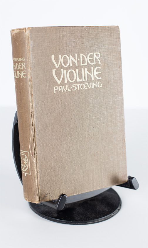 Antoni Stradivari von der Violine by Paul Stoeving