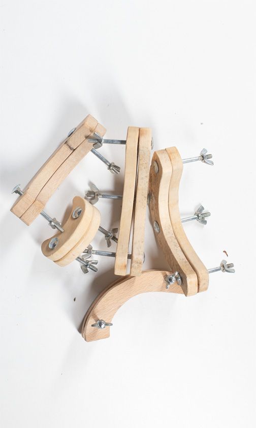 Five closing clamps for violins and violas