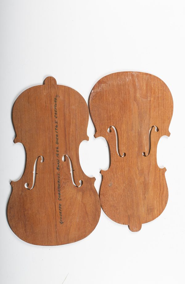 Two violin templates