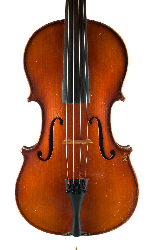 A viola labelled Johann Schaendl