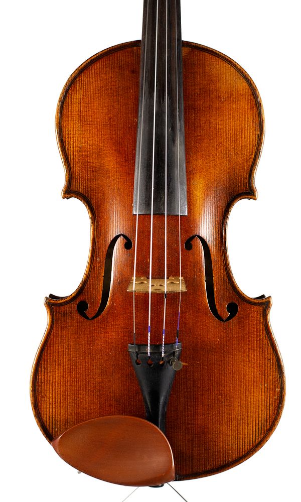 A violin, labelled Paul Bailly