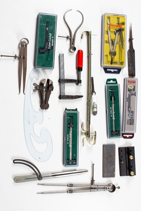 A large quantity of workshop  tools