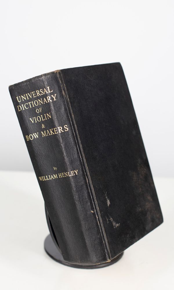 Universal Dictionary of Violin and Bow Makers