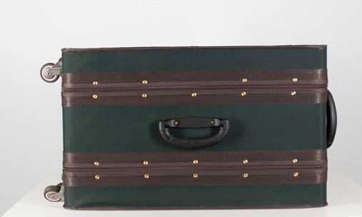 An eight-pack violin case