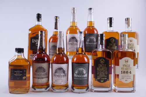 13 BOTTLES WHISKY/WHISKEY