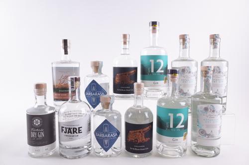 12 BOTTLES GIN