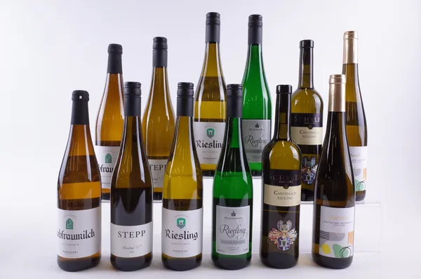 12 BOTTLES RHINE WHITE WINE