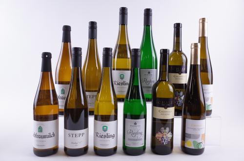 12 BOTTLES RHINE WHITE WINE