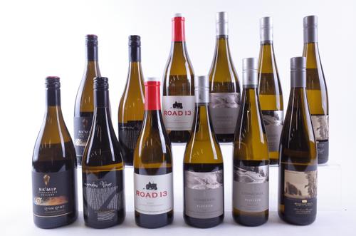 TWELVE BOTTLES CANADIAN WHITE WINE