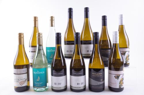 TWELVE BOTTLES NEW ZEALAND SAUVIGNON BLANC