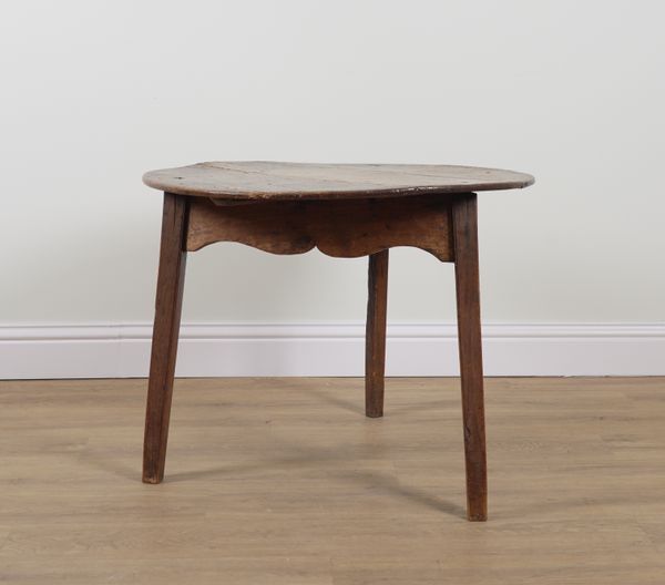 AN EARLY 19TH CENTURY POPLAR CRICKET TABLE