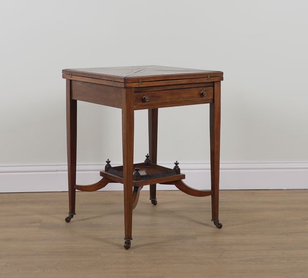 AN EDWARDIAN ROSEWOOD INLAID ENVELOPE CARD TABLE