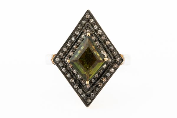 A SILVER GILT, GREEN TOURMALINE AND DIAMOND RING