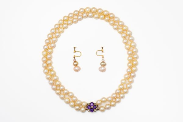 A TWO ROW NECKLACE OF CULTURED PEARLS AND A PAIR OF EARRINGS (3)