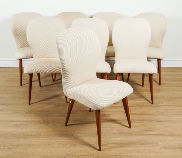 A SET OF EIGHT MID 20TH CENTURY DINING CHAIRS (8)