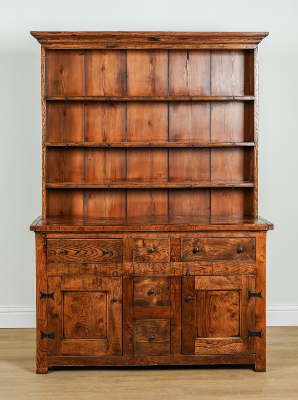 AN 18TH CENTURY STYLE ELM DRESSER