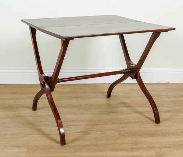 HOWARD & SONS BERNERS ST; A 19TH CENTURY MAHOGANY COACHING TABLE