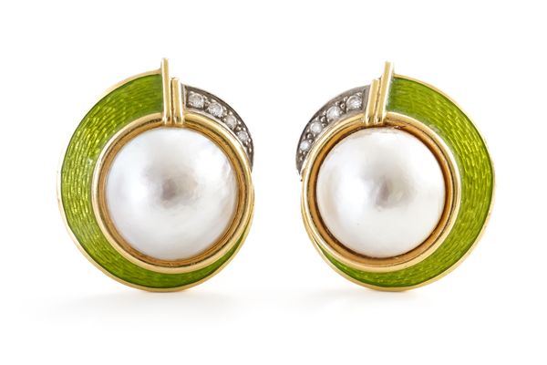 A PAIR OF 18CT GOLD, MABE PEARL, DIAMOND AND PALE GREEN ENAMELLED EARCLIPS