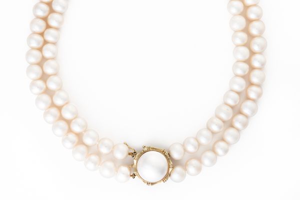 A TWO ROW NECKLACE OF FRESHWATER CULTURED PEARLS