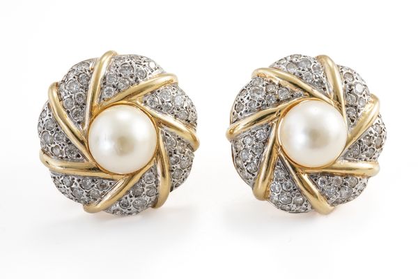 A PAIR OF GOLD, DIAMOND AND CULTURED PEARL CIRCULAR EARCLIPS