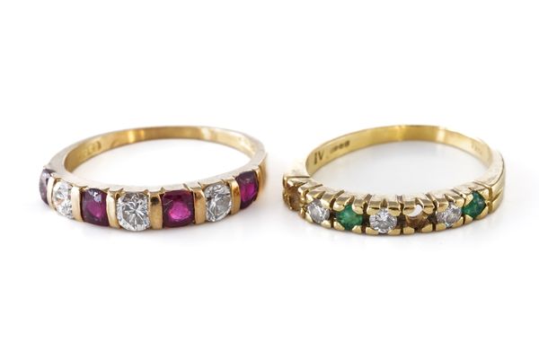 AN 18CT GOLD, RUBY AND DIAMOND SEVEN STONE HALF HOOP RING AND  AN 18CT GOLD, EMERALD AND DIAMOND HALF ETERNITY RING (2)