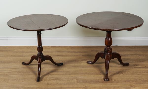 A 19TH CENTURY MAHOGANY CIRCULAR SNAP TOP TRIPOD OCCASIONAL TABLE (2)